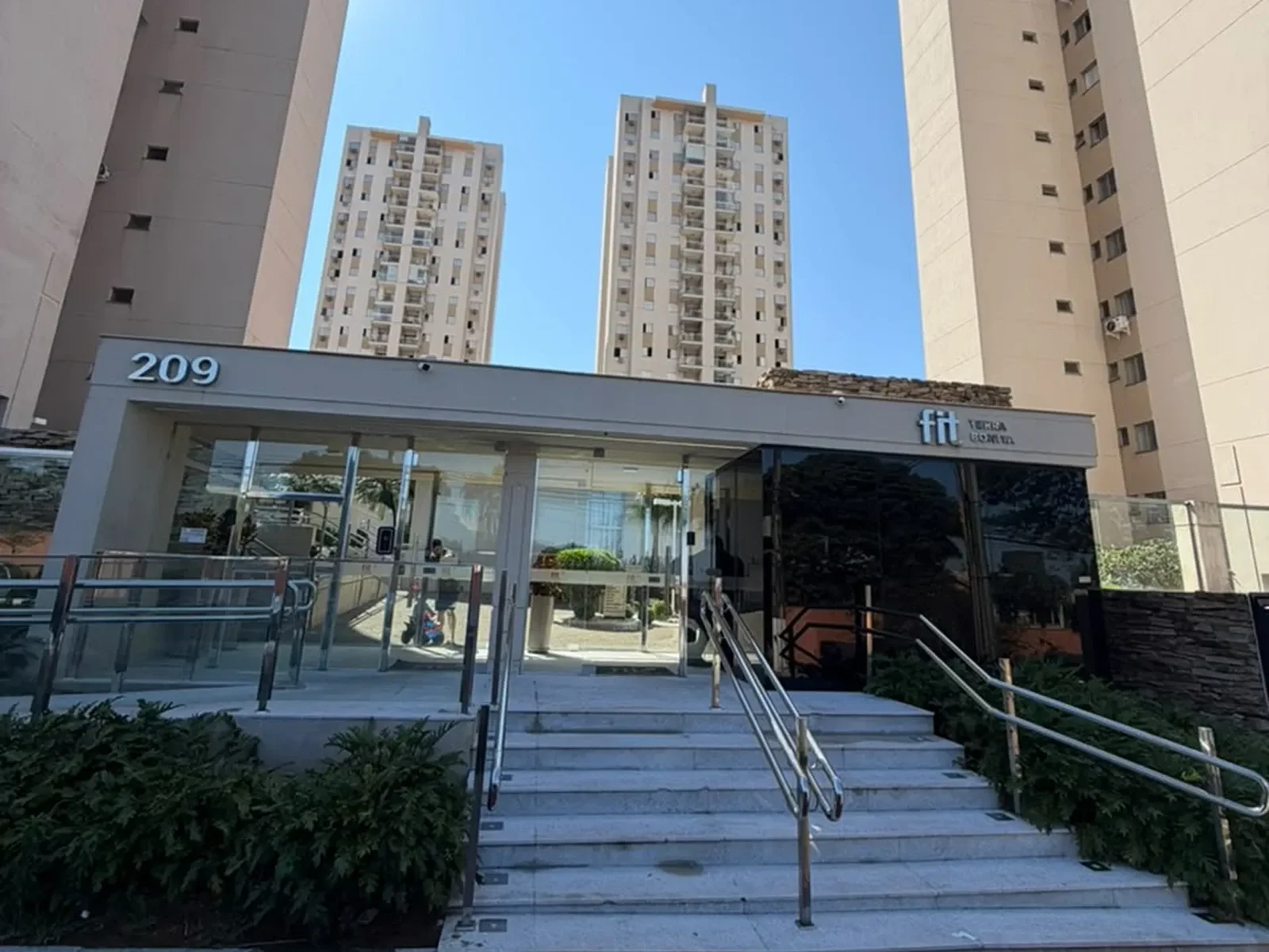 Condomínio Fit Terra Bonita, em Londrina