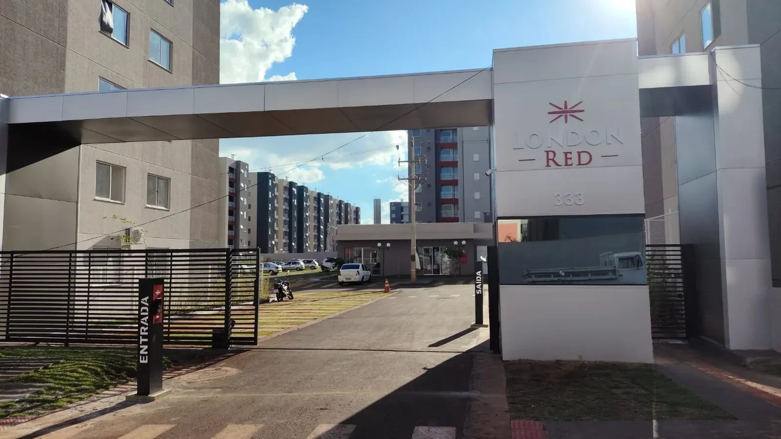 Condomínio London Red, em Londrina
