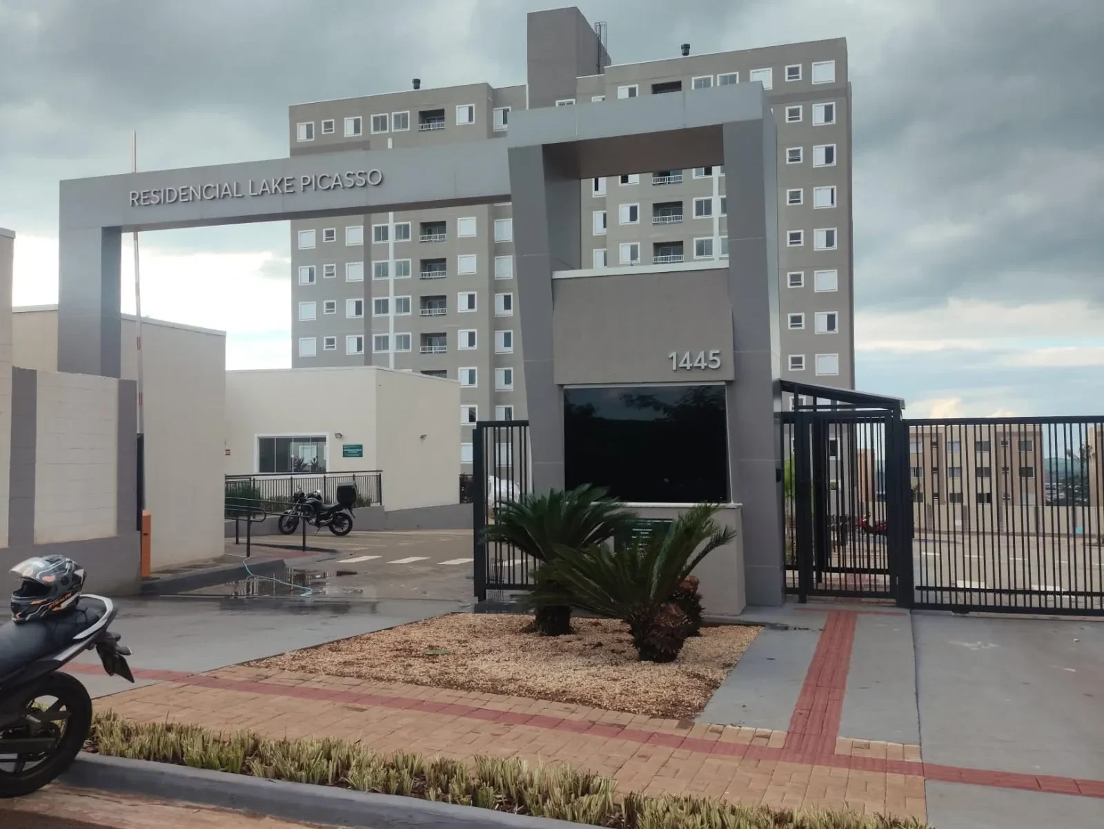 Condomínio Residencial Lake Picasso, em Londrina