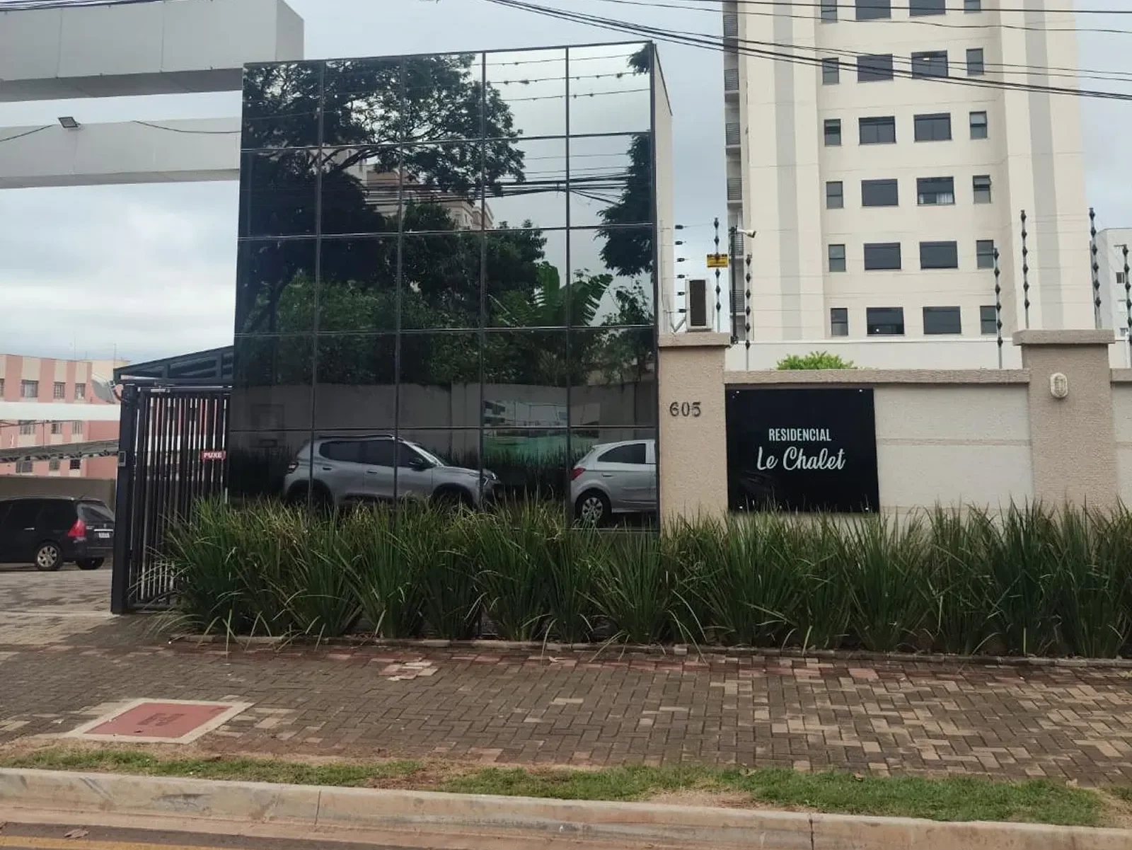 Condomínio Residencial Le Chalet, em Londrina