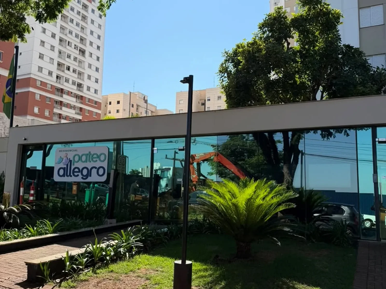 Condomínio Residencial Pateo Allegro, em Londrina